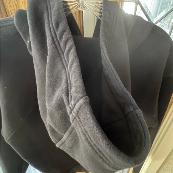 Lululemmon Black Scuba Sweatshirt - Picture 8 of 8